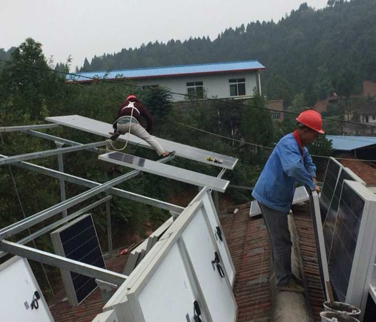 德陽中江縣集鳳鎮銀馮村光伏發電 - 副本.jpg