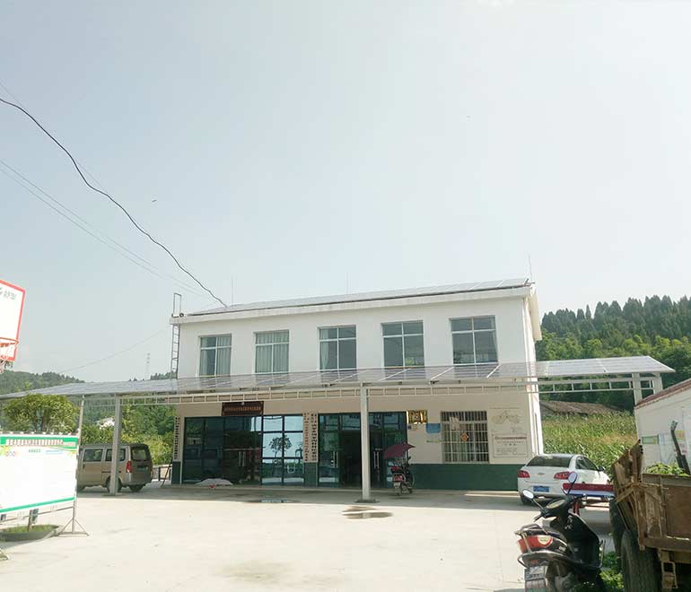 遂寧唐家鄉周家溝村30KW太陽能發電 - 副本.jpg